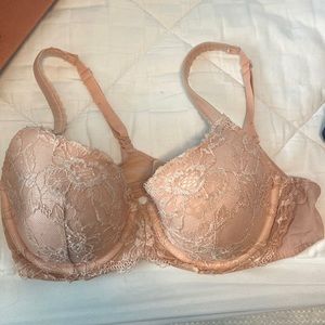 VGC Victoria’s Secret lightly lined bra 36C